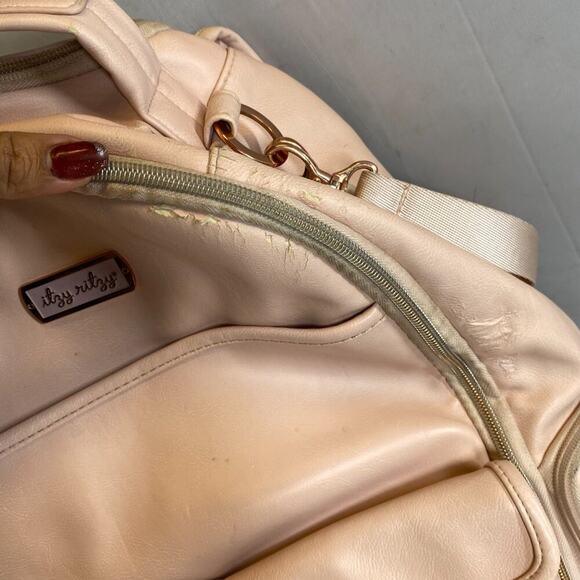 Itzy Ritzy Diaper backpack - Picture 2 of 6